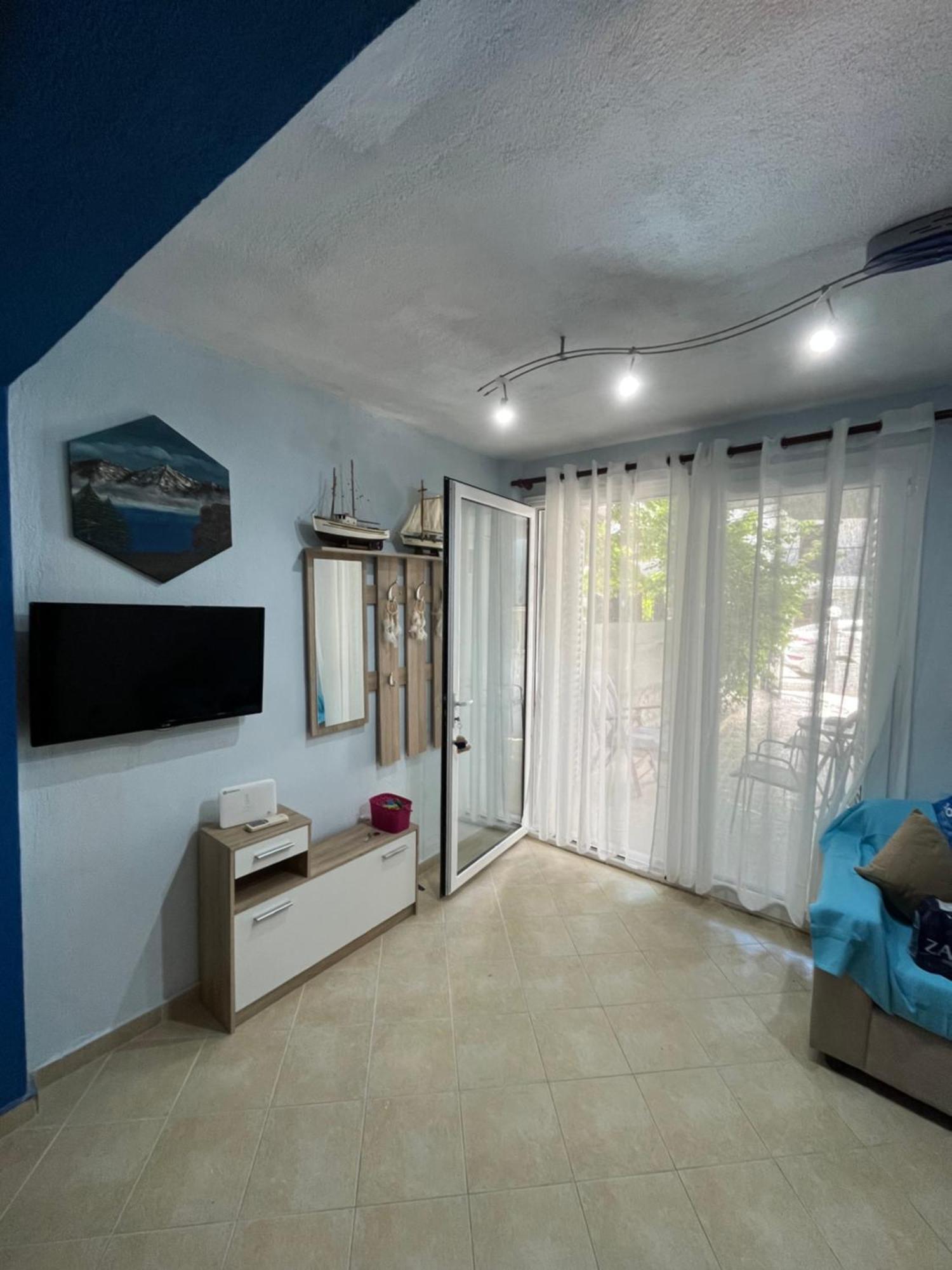 Andres House Villa Políhrono Kültér fotó